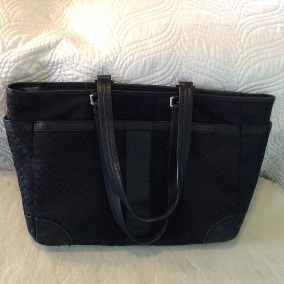 Coach XL Signature Purse/Diaper Bag; Authenticated; Classic canvas and Leather - Picture 1 of 4